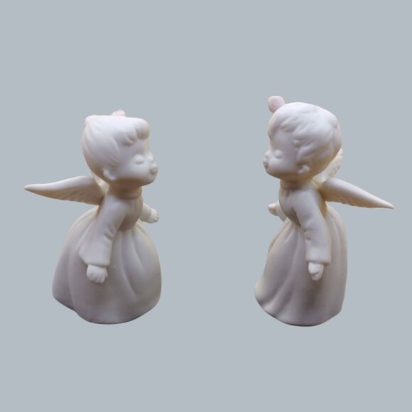 Kissing Angel cherubs Figurines Set Of 2 Matte Finish White 2.25" Tall - Picture 5 of 10